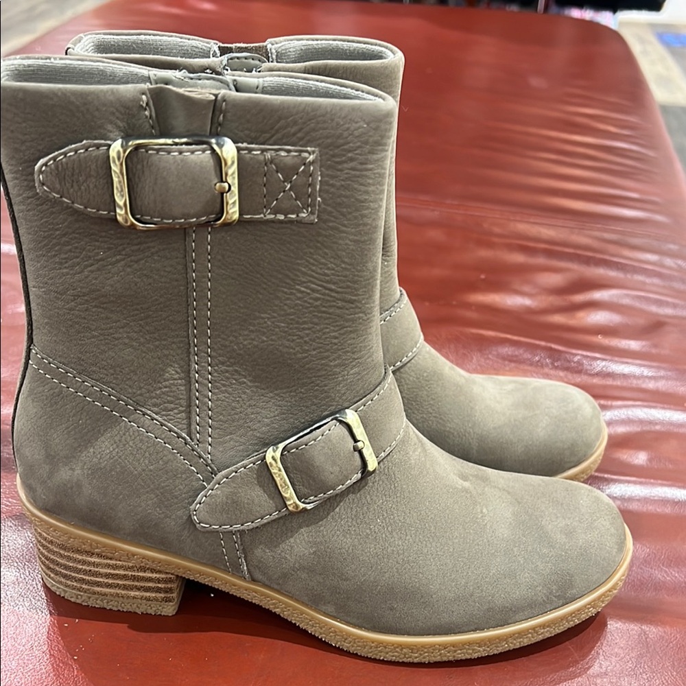 Elegant Taupe Ankle Boots with Buckle Detail
